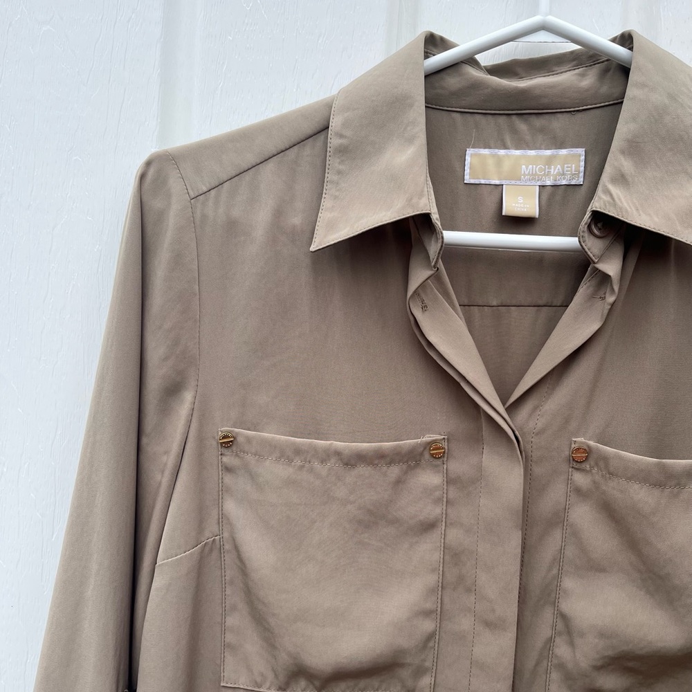 Michael Kors Taupe Button-Front Midi Shirt Dress - Picture 6 of 6